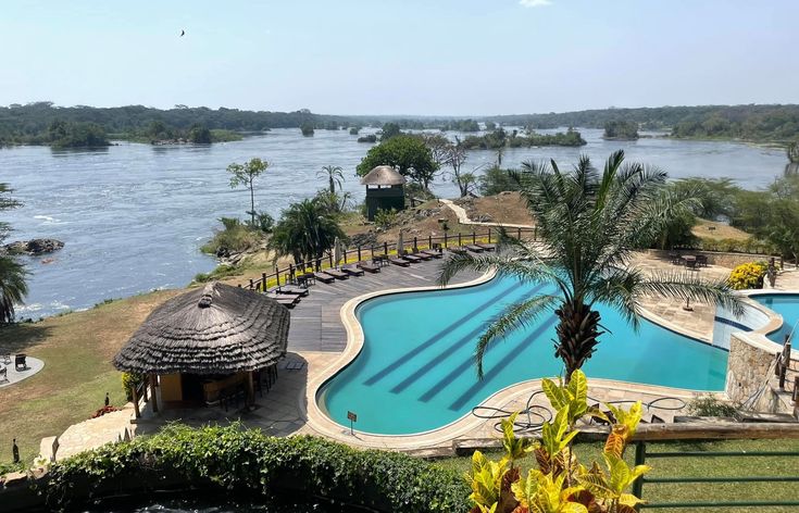 budget vs luxury trips, luxury hotels 