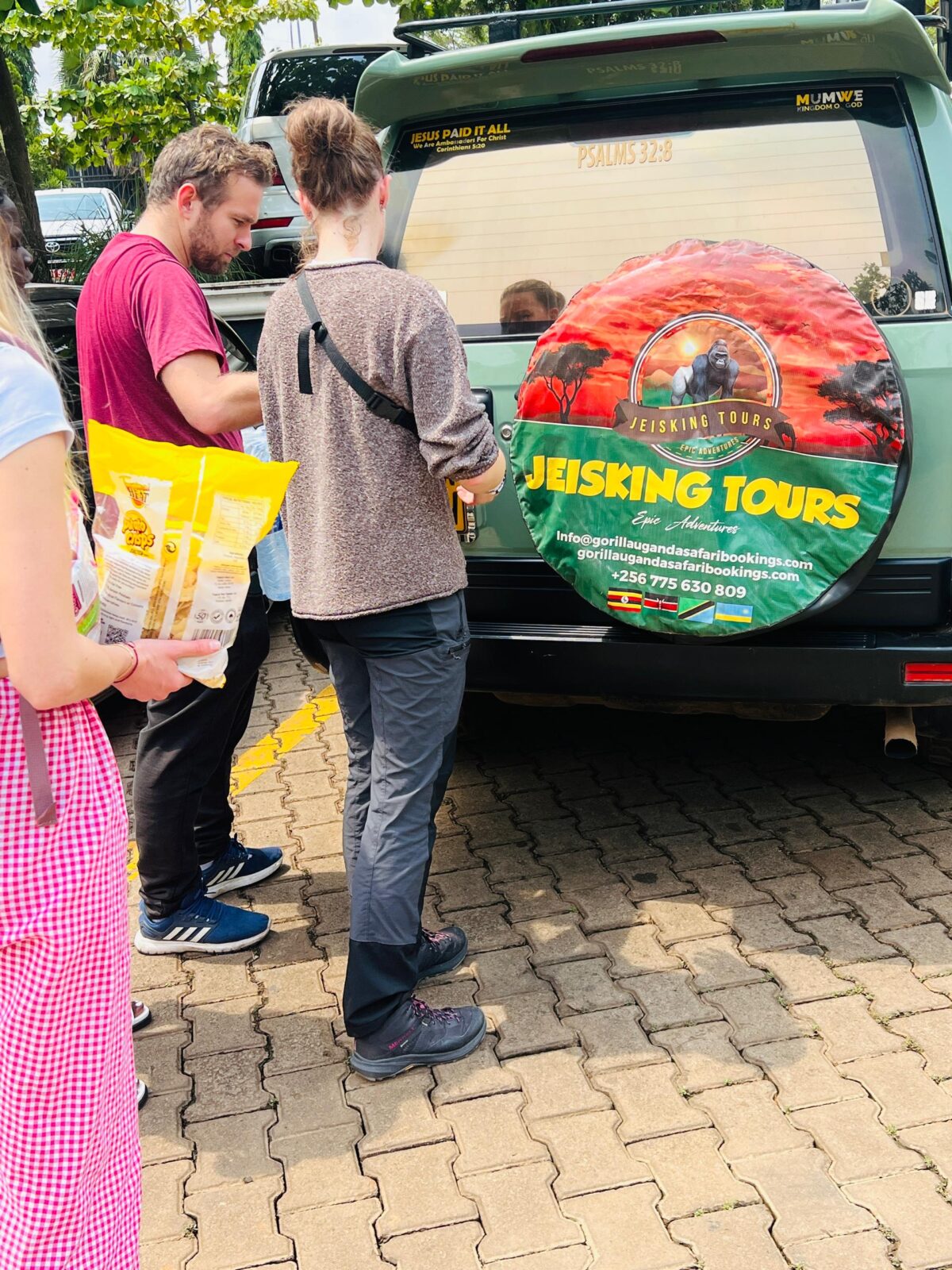 Transport services in Uganda provide by Jeisking tours